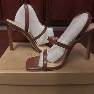 Steve Madden Tan Strappy Heels